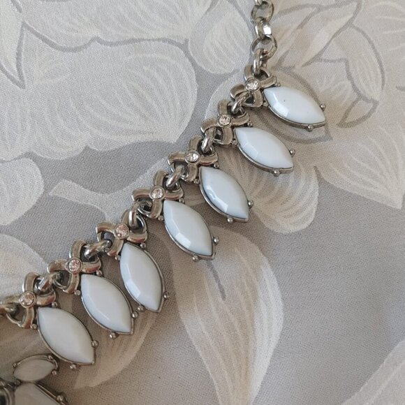 5/$100 CHARMING CHARLIE Statement Necklace Crystal Rhinestone SilverTone - Picture 4 of 5